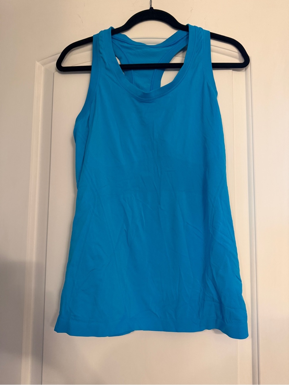Athleta momentum tank